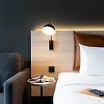 Hotell Moxy Paris Val D'europe