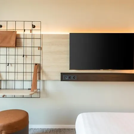 Moxy Paris Val D'europe 3* Montévrain