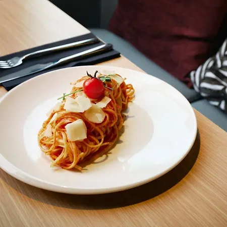 Moxy Paris Val D'europe Montévrain