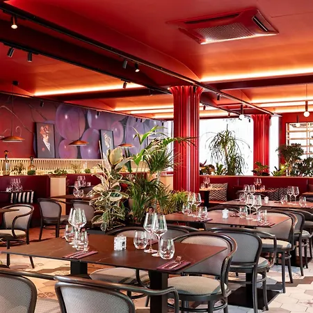 Moxy Paris Val D'europe ホテル 3*