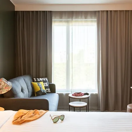 Moxy Paris Val D'europe 3* Montévrain