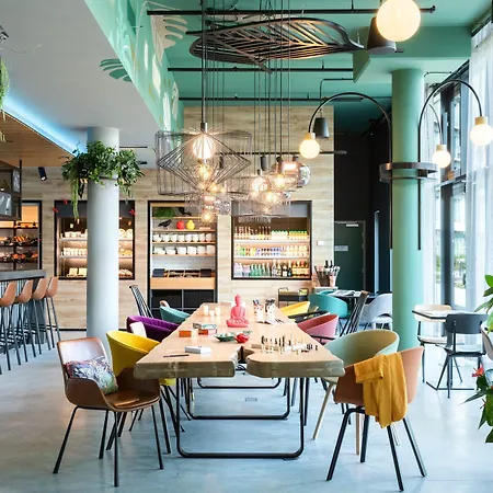 Moxy Paris Val D'europe 3* Μοντεβρέν