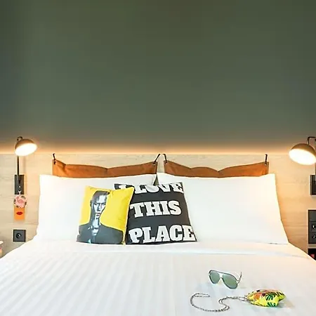 Hotel Moxy Paris Val D'europe