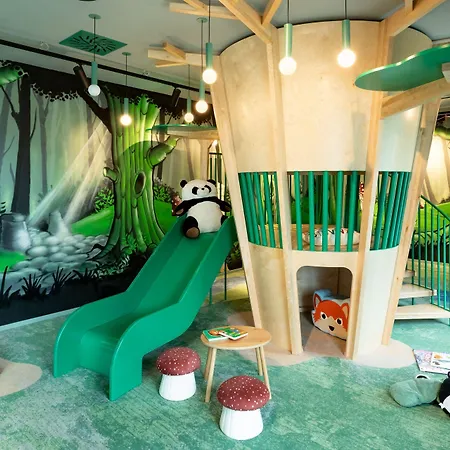 酒店 Moxy Paris Val D'europe 3*