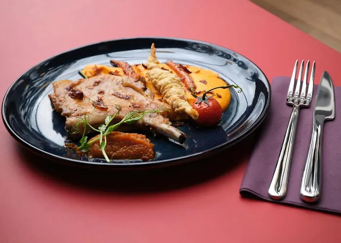 Moxy Paris Val D'europe Hotel