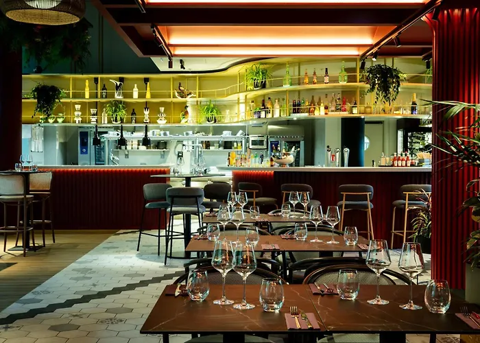 Hotel Moxy Paris Val D'europe