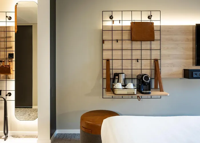 Moxy Paris Val D'europe Hotel Montévrain