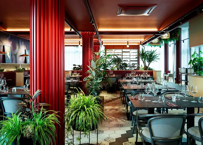 Hotel Moxy Paris Val D'europe