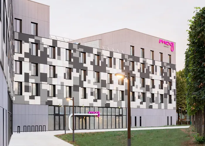 Moxy Paris Val D'europe Montévrain