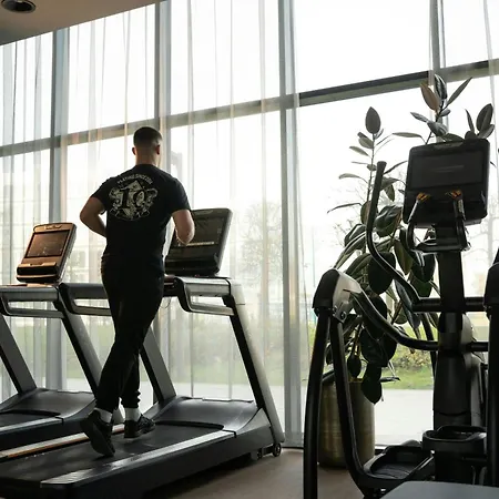 ホテル Moxy Paris Val D'europe