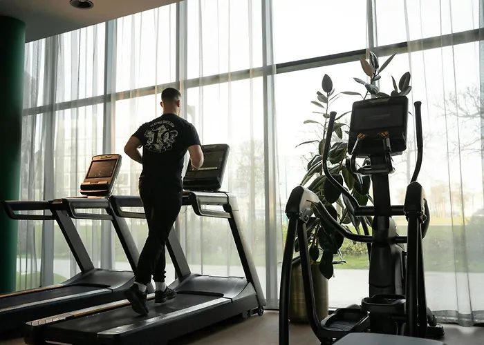 ホテル Moxy Paris Val D'europe