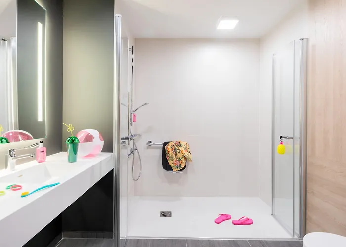 ホテル Moxy Paris Val D'europe 3*